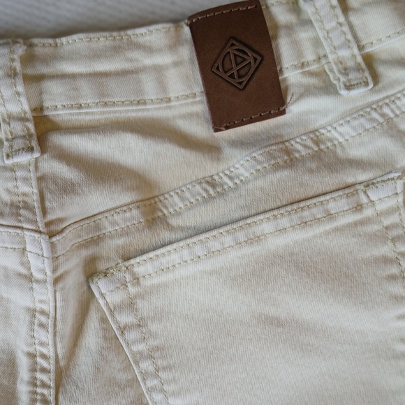 Point Zero shorts - Picture 3 of 5